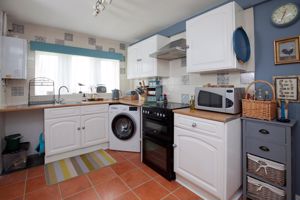 Kitchen- click for photo gallery